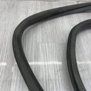 Joint de porte avant droite PEUGEOT 208 1 PHASE 2 Diesel