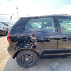 Custode arriere droit VOLKSWAGEN POLO 4 PHASE 2 Essence