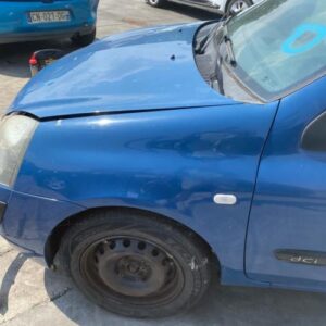 Aile avant gauche RENAULT CLIO 2 PHASE 2 Diesel