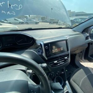 Tableau de bord PEUGEOT 208 1 PHASE 2 Essence