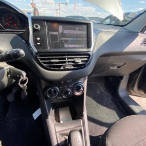 Tableau de bord PEUGEOT 208 1 PHASE 1 Diesel