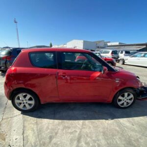 Custode arriere droit SUZUKI SWIFT 3 Diesel