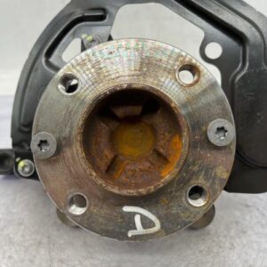 Fusee avant droit RENAULT TWINGO 3 PHASE 2 Essence