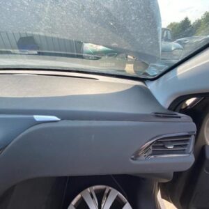 Tableau de bord PEUGEOT 208 1 PHASE 1 Essence