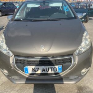 Pare choc avant PEUGEOT 208 1 PHASE 1 Essence