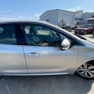 Porte avant droit PEUGEOT 208 1 PHASE 1 Diesel