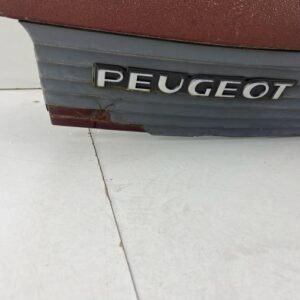 Malle/Hayon arriere PEUGEOT 205 PHASE 1 Essence