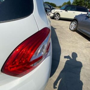Feu arriere principal droit (feux) PEUGEOT 208 1 PHASE 1 Essence