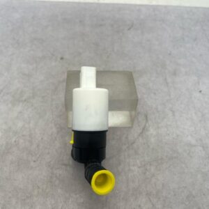 Pompe lave glace avant PEUGEOT 607 PHASE 1 Diesel