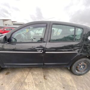 Porte avant gauche DACIA SANDERO 1 Essence/GPL