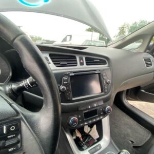 Tableau de bord KIA CEE-D 2 SPORT WAGON PHASE 1 BREAK Diesel