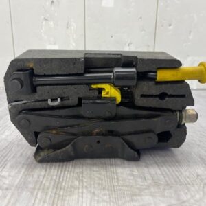 Cric (Ensemble depannage) RENAULT LAGUNA 1 PHASE 2 Essence