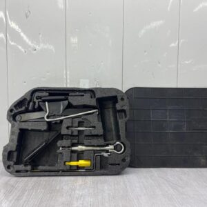 Cric (Ensemble depannage) CITROEN C4 PICASSO 1 Diesel