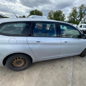 Custode arriere droit PEUGEOT 308 2 SW PHASE 1 BREAK Diesel