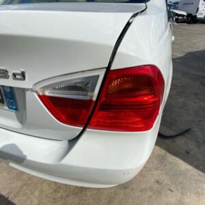 Feu arriere secondaire droit (feux) BMW SERIE 3 E90 PHASE 1 Diesel