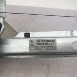 Leve vitre electrique arriere droit PEUGEOT 3008 1 PHASE 2 Diesel