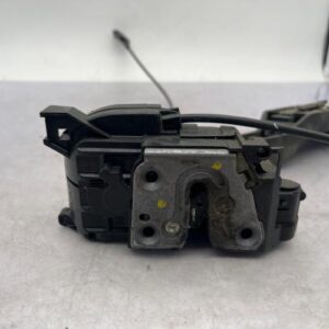 Serrure arriere gauche RENAULT CLIO 3 PHASE 2 Essence