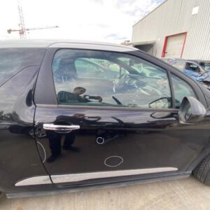 Porte avant droit CITROEN DS3 PHASE 1 Diesel