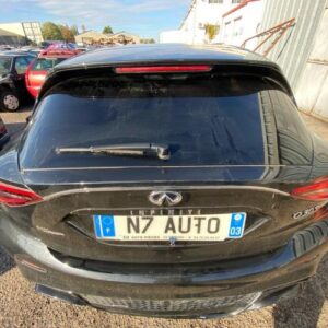 Malle/Hayon arriere INFINITI Q30 Essence