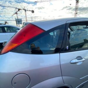 Custode arriere droit FORD FOCUS 1 Essence