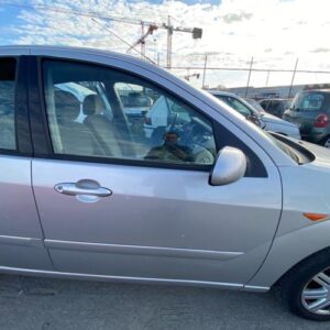 Porte avant droit FORD FOCUS 1 Essence