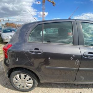 Aile arriere droit TOYOTA YARIS 2 PHASE 1 Essence