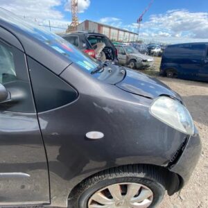 Aile avant droit TOYOTA YARIS 2 PHASE 1 Essence