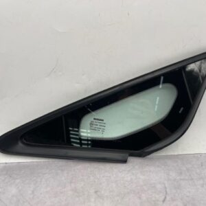 Custode avant gauche NISSAN NOTE 2 Essence
