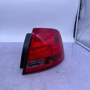 Feu arriere principal droit (feux) AUDI A4 2 AVANT PHASE 2 BREAK Diesel
